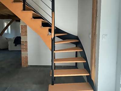 Escalier quart tournant : Haut, bas ou milieu ?