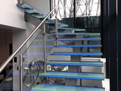 Escalier intérieur sur-mesure : quels matériaux choisir ?
